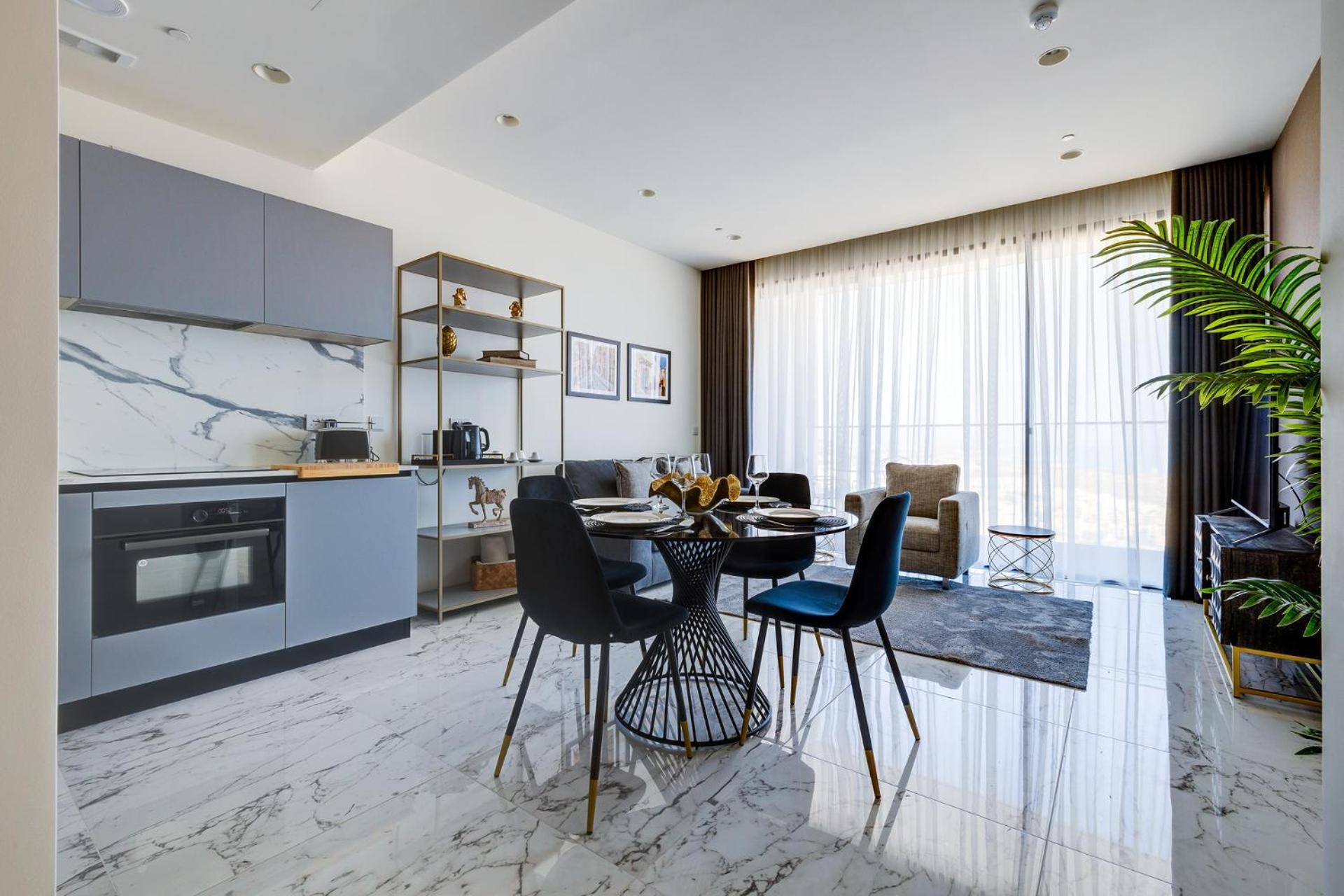 Stylish Skyline Apartment Mercury Tower Saint Julian's Εξωτερικό φωτογραφία